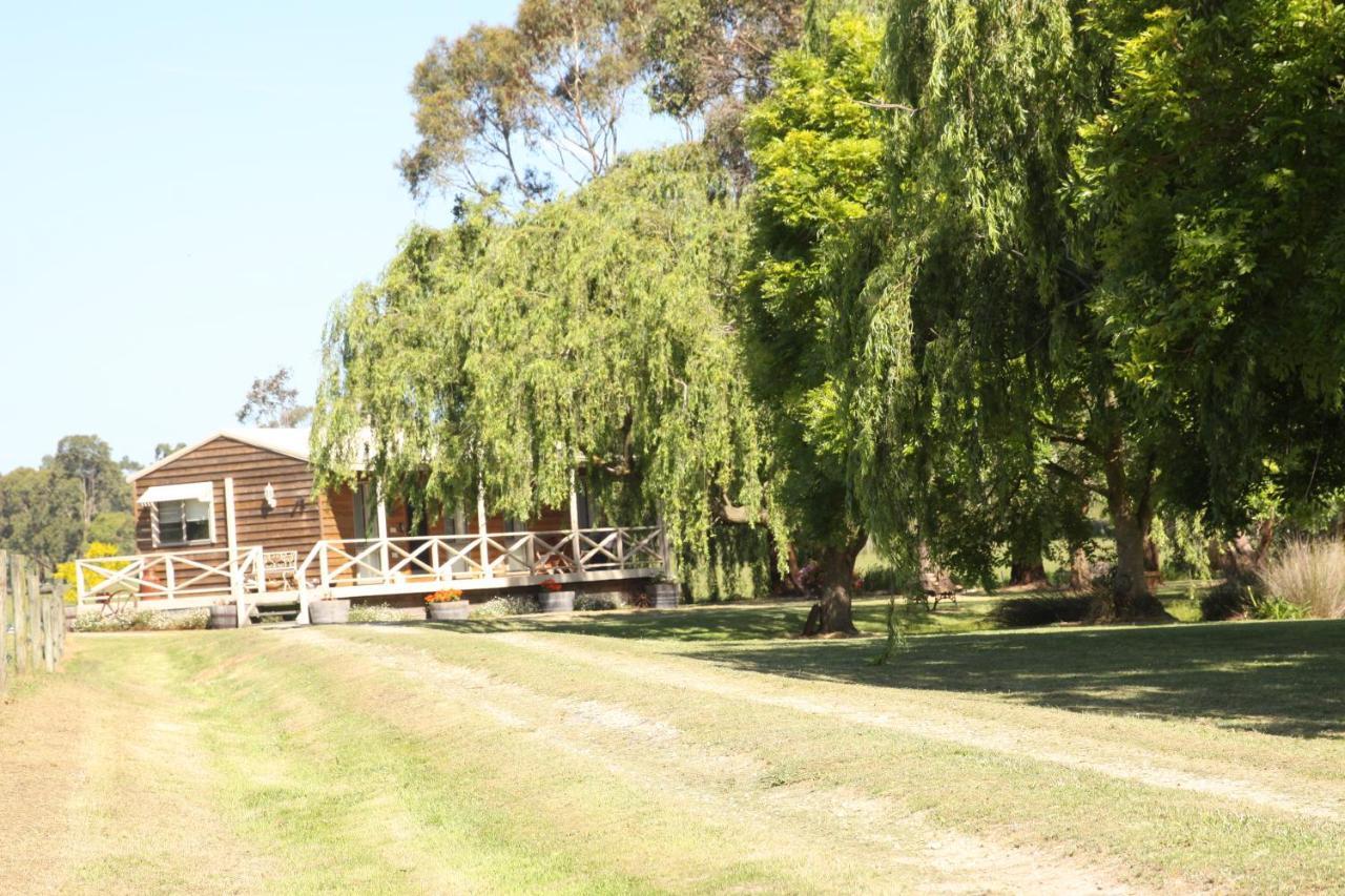 Nyora Little Lake Cottage חדר תמונה